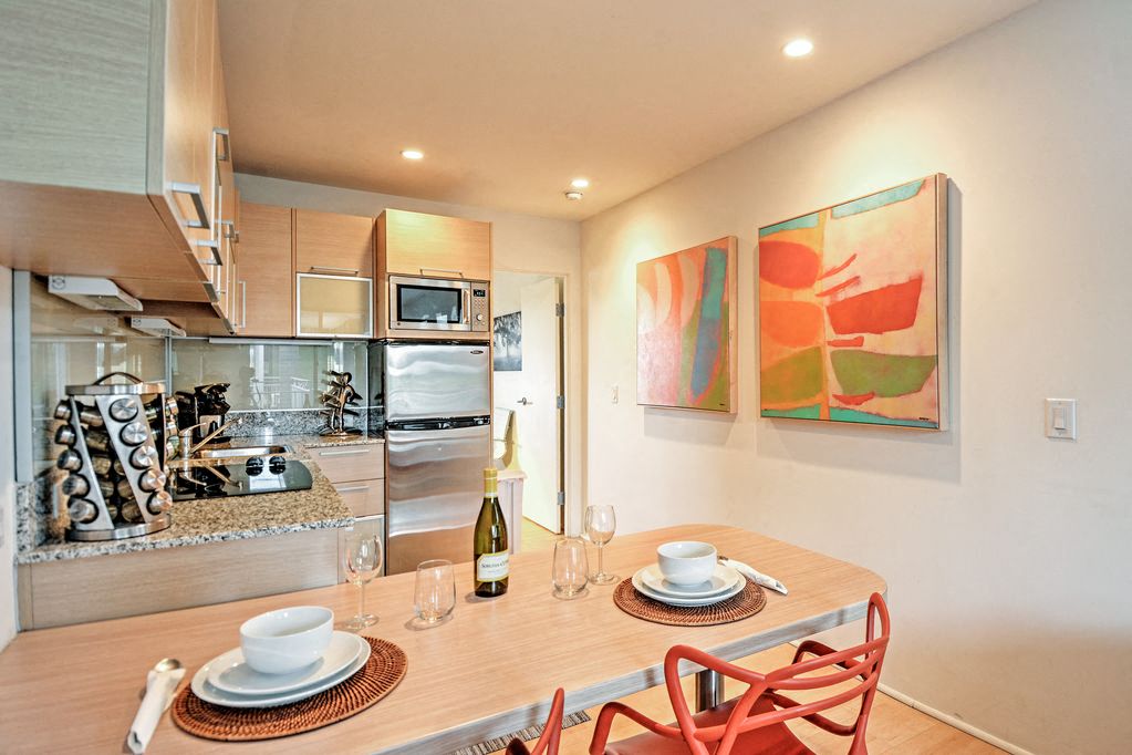 The Regency Apartment Homes photo 2